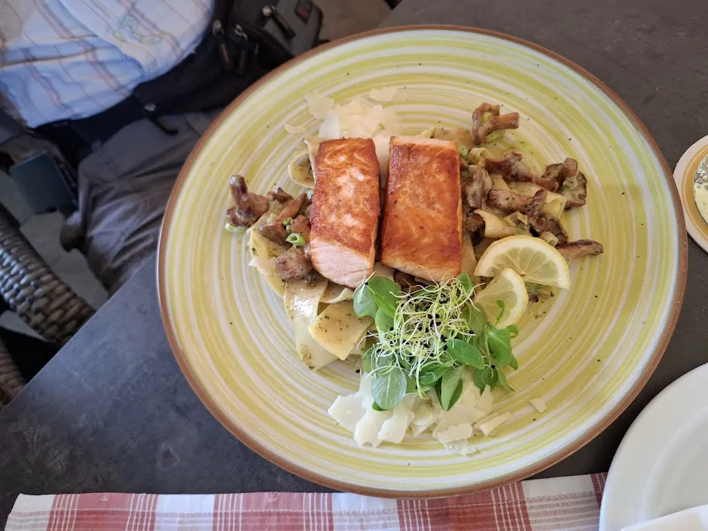 Monika Herbinger_To the last Heller_Meersburg_review