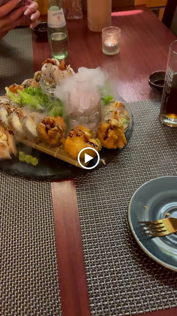 Mama CC&DE vietnamesisches Restaurant & Sushi_Barßel_slider_image_2