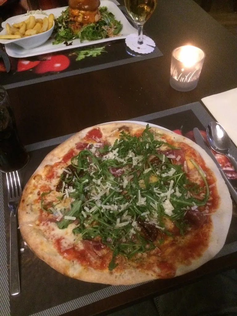 Hübners Restaurant_Bendestorf_slider_image_2