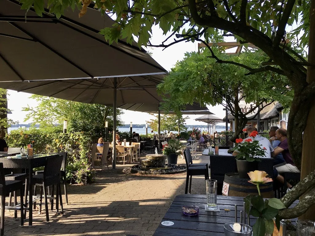 Strandcafé-Betriebs GmbH_Zwischenahn_slider_image_1