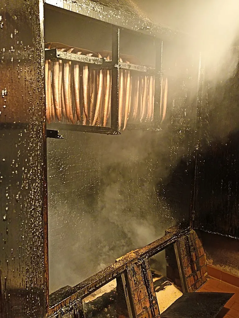 Frank Decker_Aalräucherei Bruns_Zwischenahn_reseña