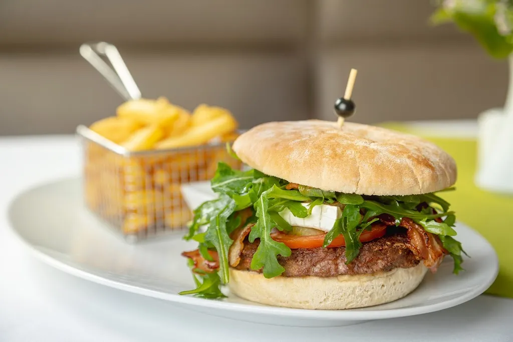 Restaurant Fienhuus_Rügen_slider_image_2