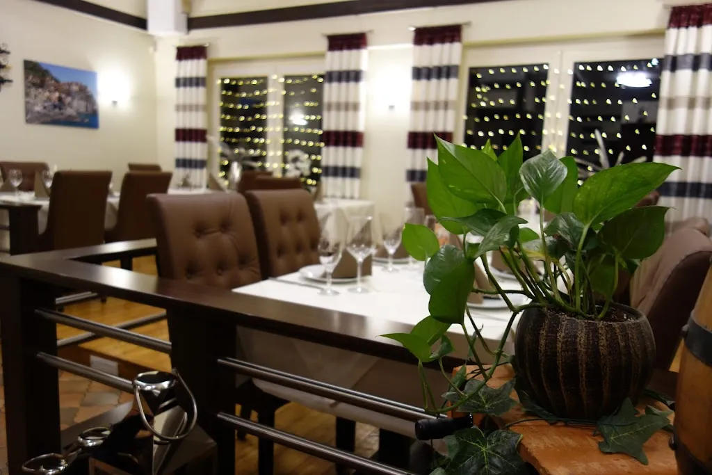 Ristorante Pizzeria L‘Osteria_Bassum_slider_image_1