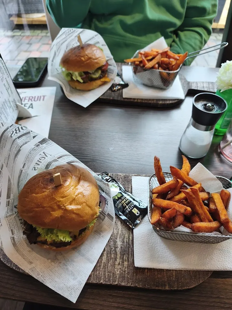 Pierre Hempe_Grandys Burger & Subs Bassum_Bassum_review