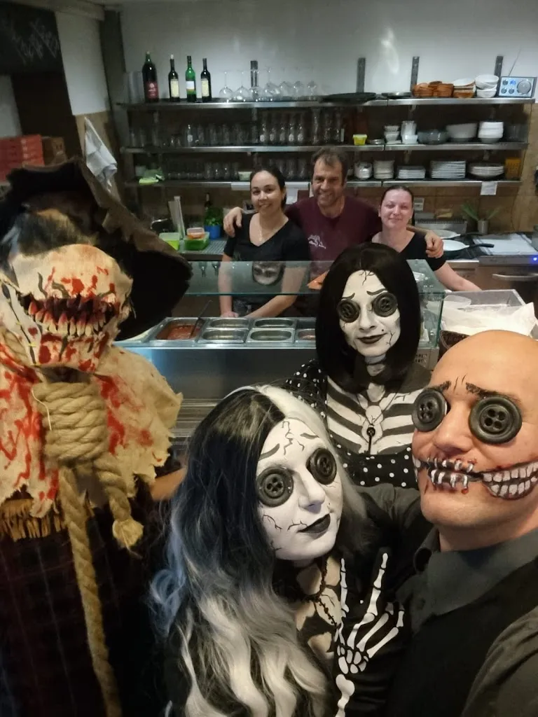 Julia_Pizzeria La Grotta_Gieboldehausen_review