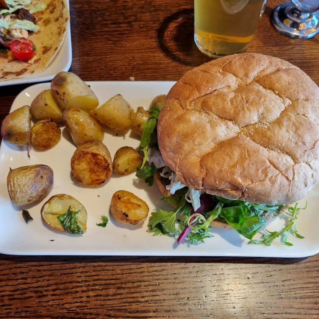 Menu_SKYSKRAPEREN RESTAURANT_Norway_image_5