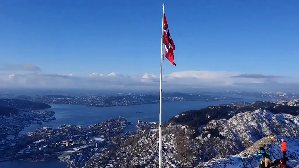 SKYSKRAPEREN RESTAURANT_Norway_slider_image_2