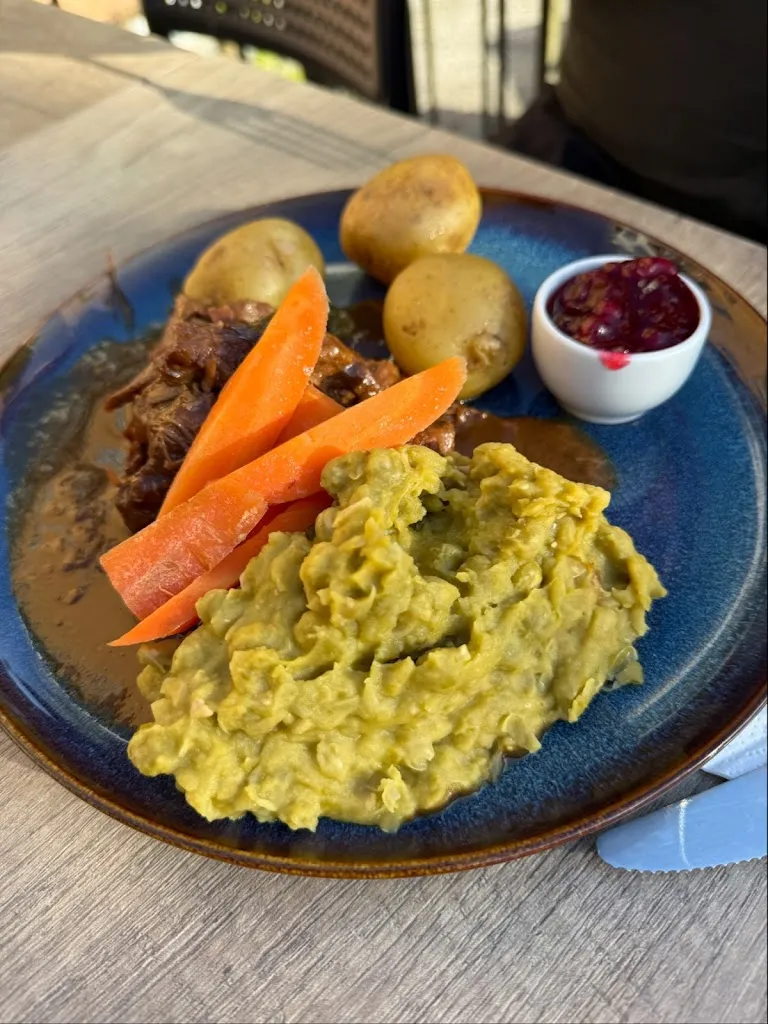 Monica Morse_Dr. Wiesener_Norway_avis