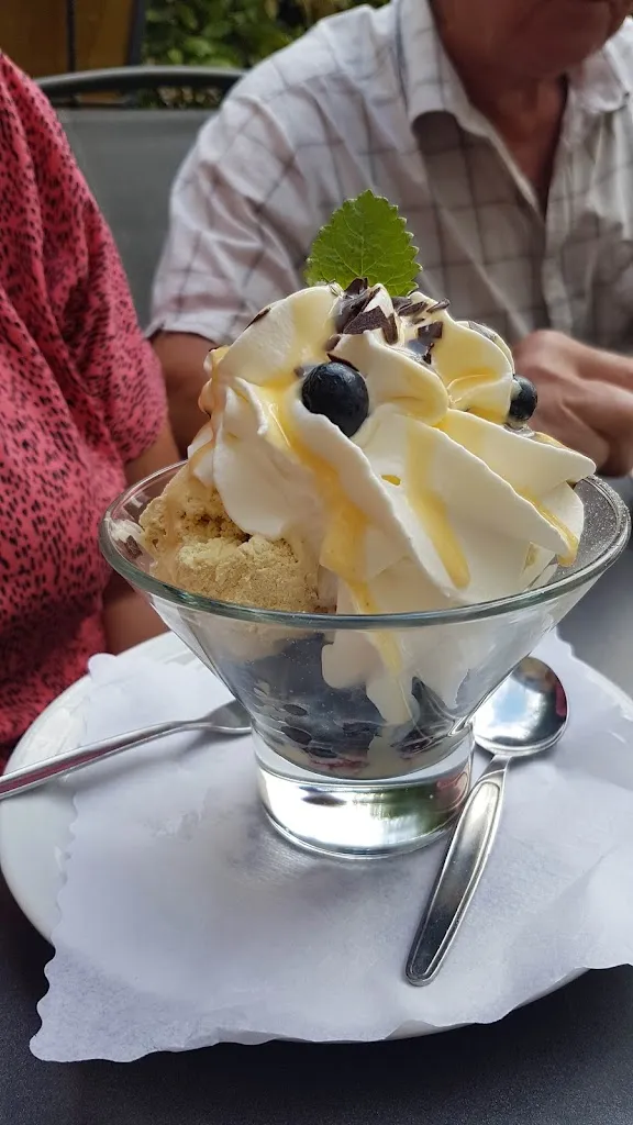 Tess S._Gasthaus Zum Heidemuseum, Wilsede_Bispingen_review