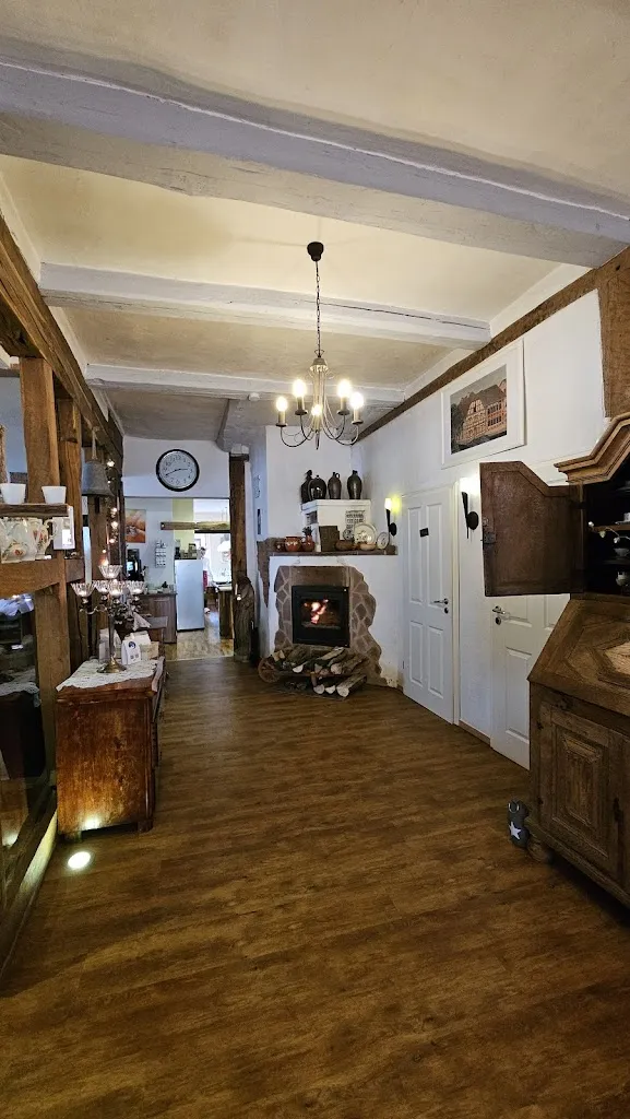 Petra Redeker_Café Ambiente_Bodenfelde_review