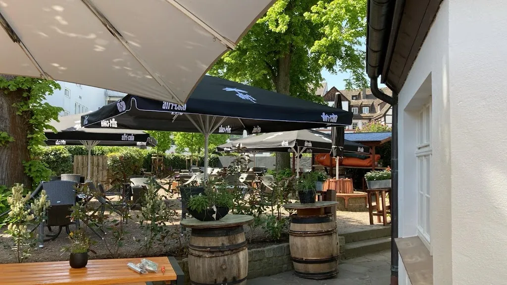 NEUNZEHN 01 restaurant in Höxter