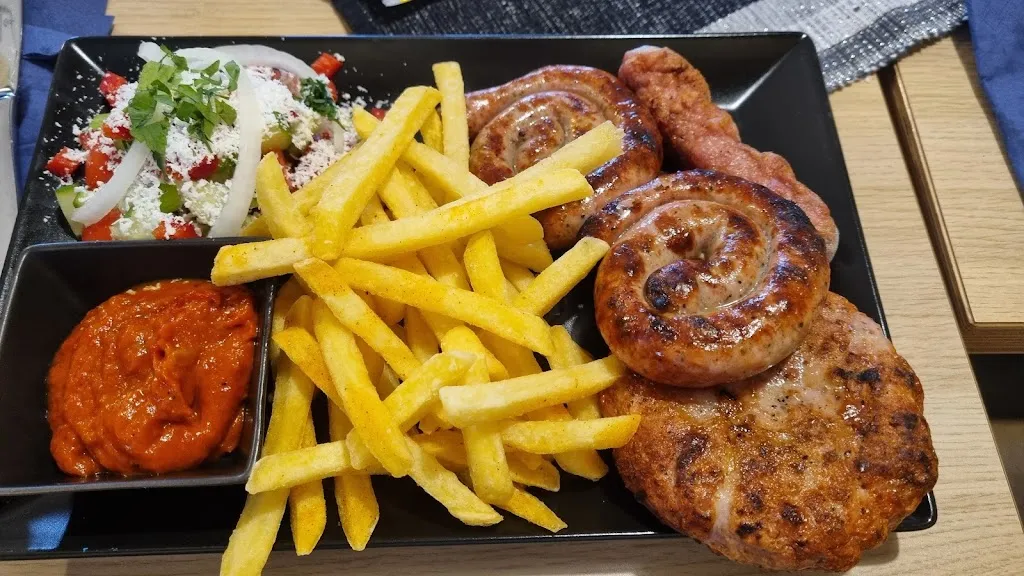 Dom Her_SV Adelsried Bulgarische Küche_Adelsried_recensione