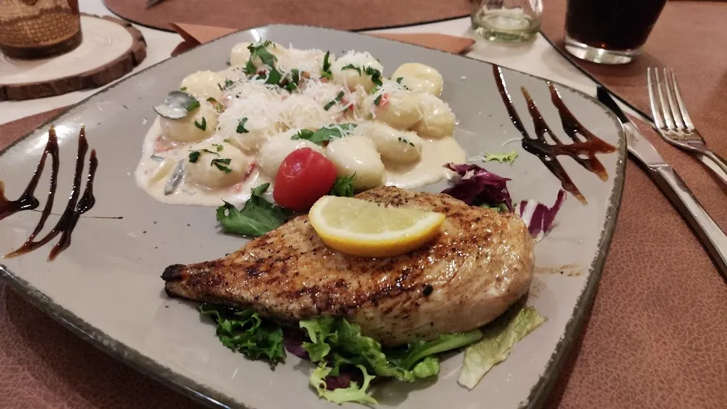 Apollo / Cantina24_Blomberg_slider_image_3