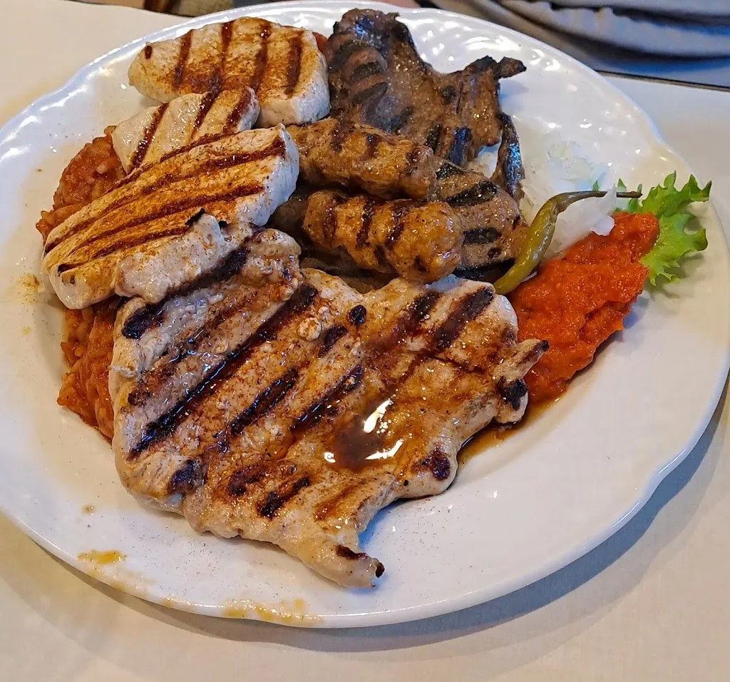 Restaurant Adria-Restaurant_Blomberg_slider_image_3