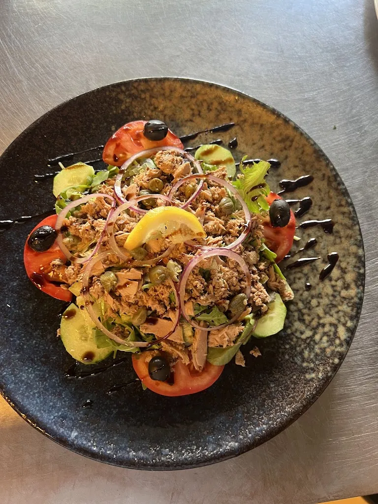 Pizzeria Ristorante La Piazza_Netherlands_slider_image_3