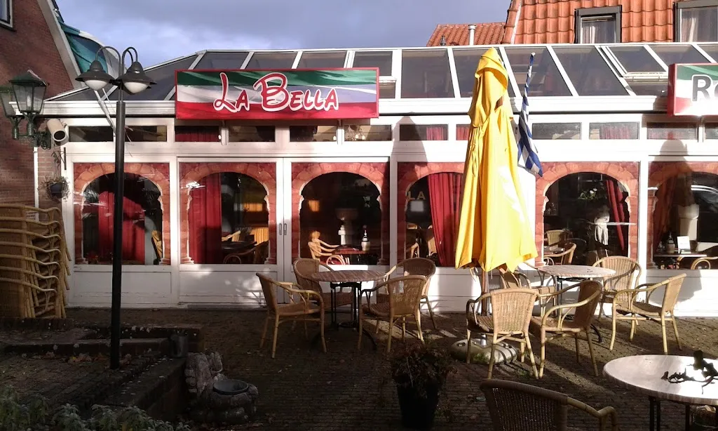 Pizzeria En Grill La Bella ristorante a Netherlands