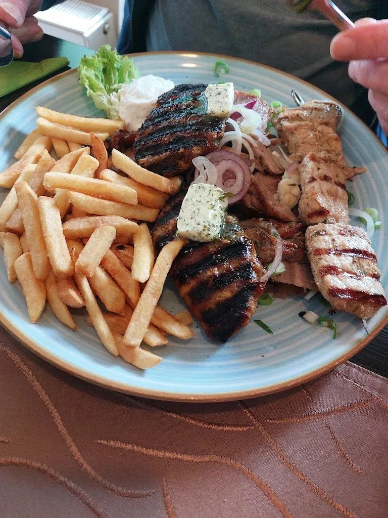 Rossi Mertens_Restaurant Mykonos_Bösel_recensione