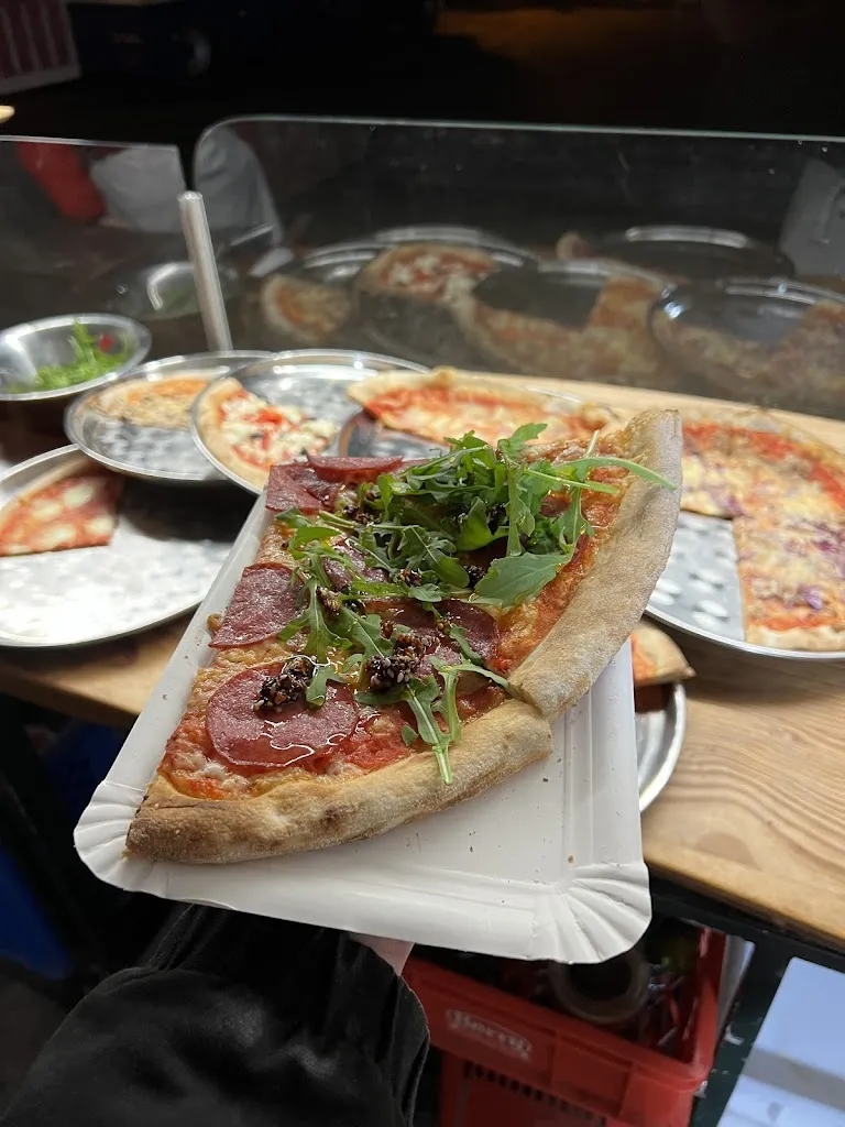 Menu_Pizza-Nomaden_Brackel_image_5