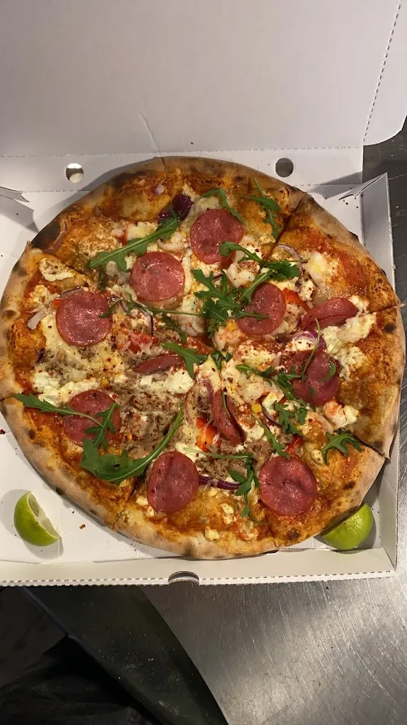 Menu_Pizza-Nomaden_Brackel_image_7