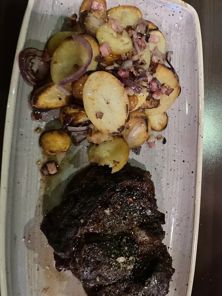 Karina Zitta_51° Nord - Steakhouse & Bar_Braunlage_review