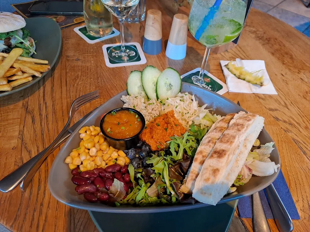 JASPER Grill Bar & Lounge / Club_Braunlage_slider_image_3