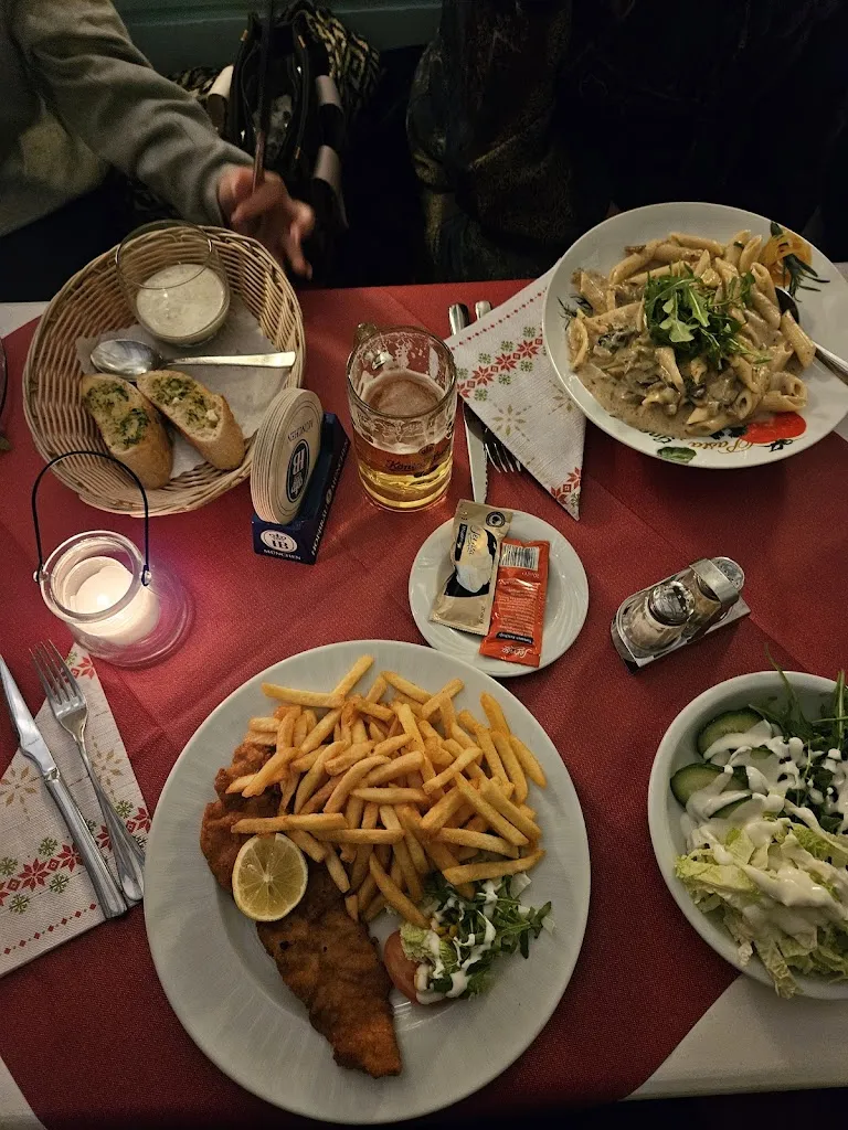 Malek sbiyou_Tenne Schwof & Schmaus Am Blueberry Hill_Braunlage_review