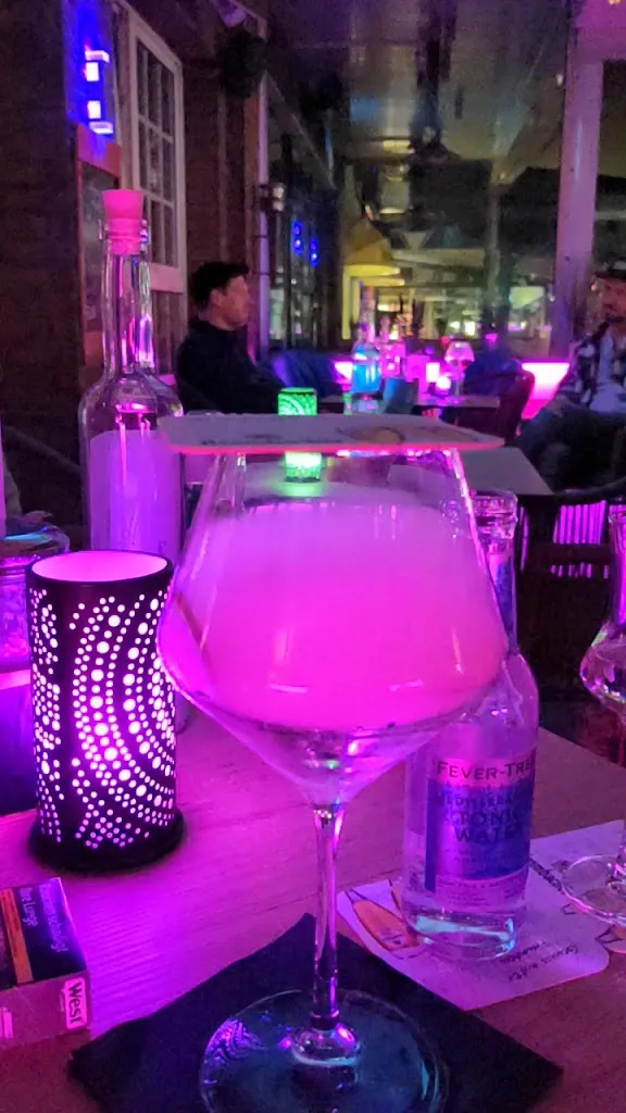 Black Pearl_Borkum_slider_image_2