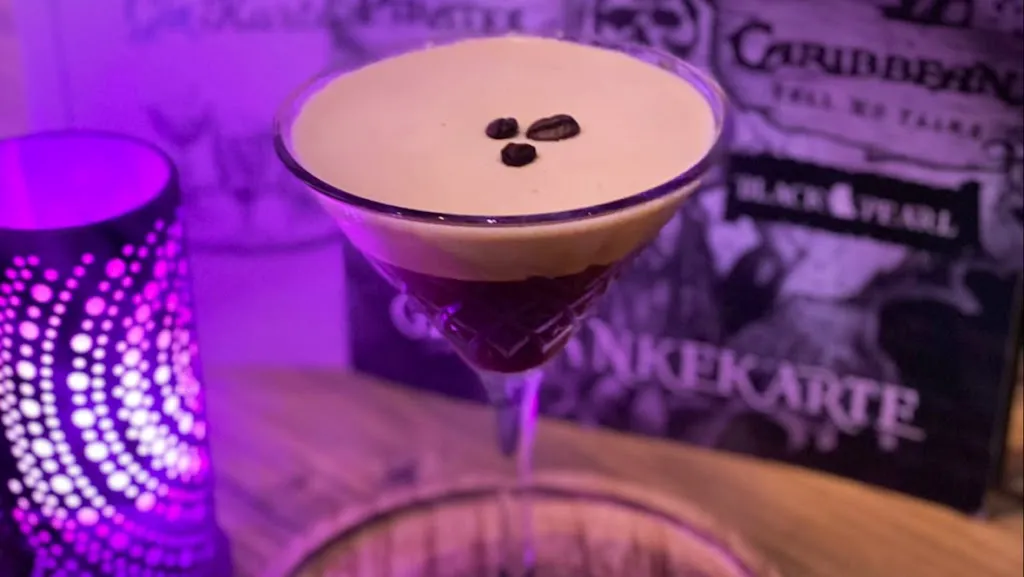 Black Pearl_Borkum_slider_image_3