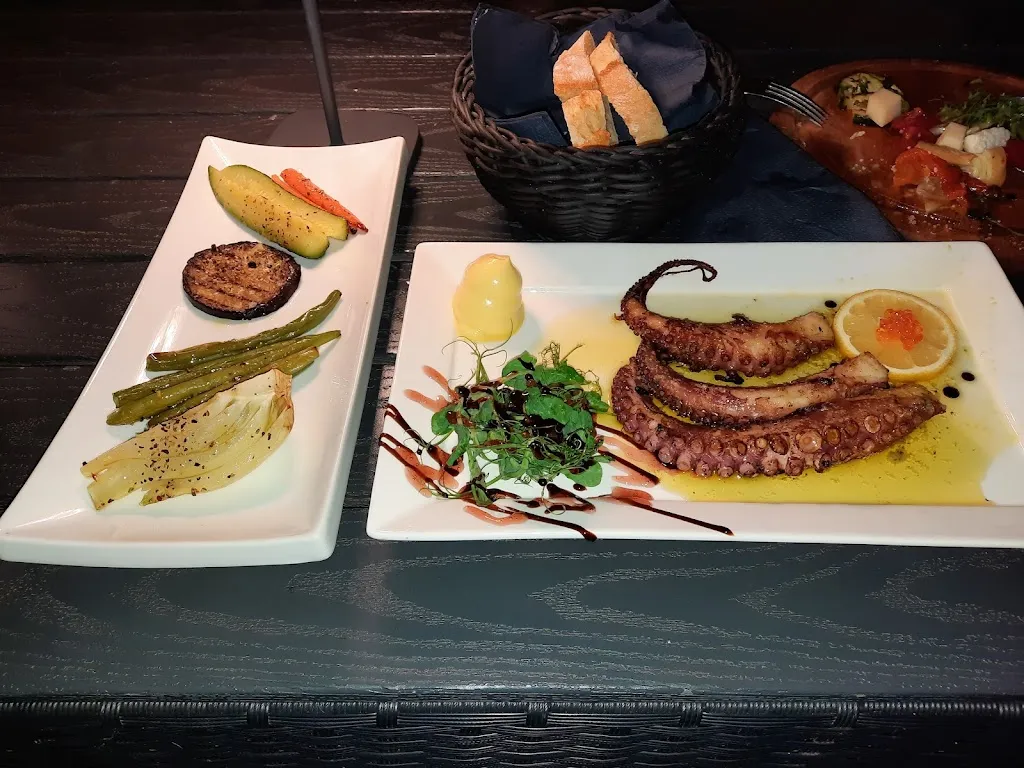 Menu_La Cantina- Wine Bar Restaurant_Brüggen_image_8