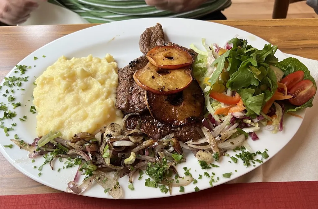 Deutsches Haus Hotel und Restaurant Hotelrestaurant_Nordheide_slider_image_2