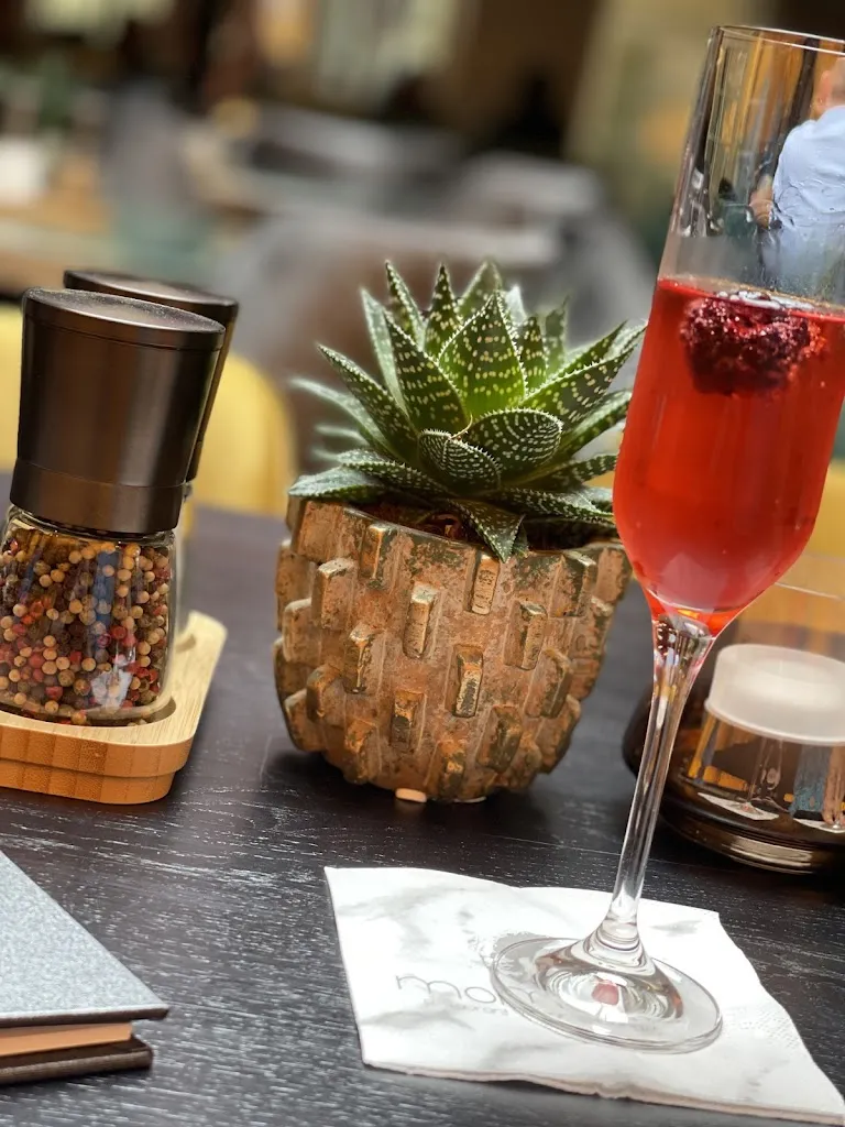 Moments - Restaurant | Bar | Lounge_Celle_slider_image_3