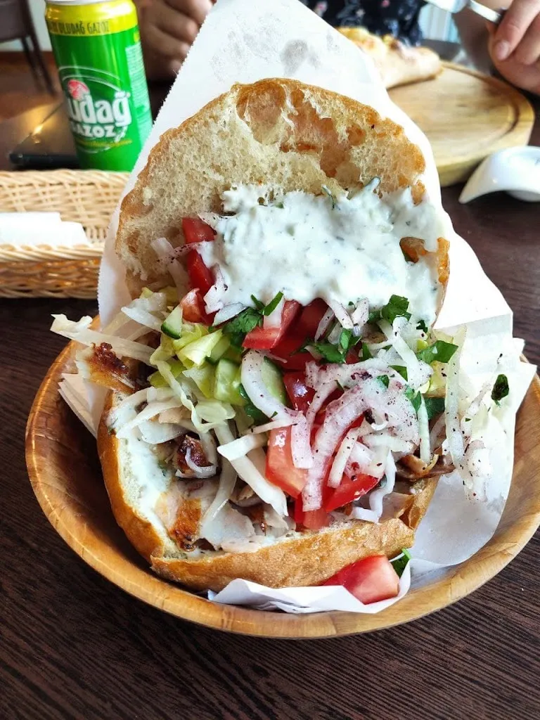 Menu_Restaurant Zara Grill_Bünde_immagine_9