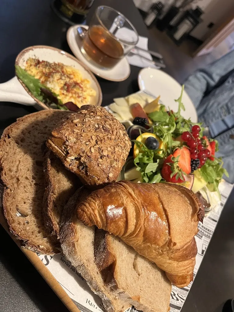 J._Butterbrot & Blattgold_Buxtehude_review