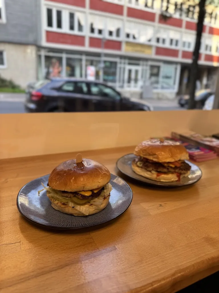 Furkan Molla_Mon Amie_Clausthal-Zellerfeld_review