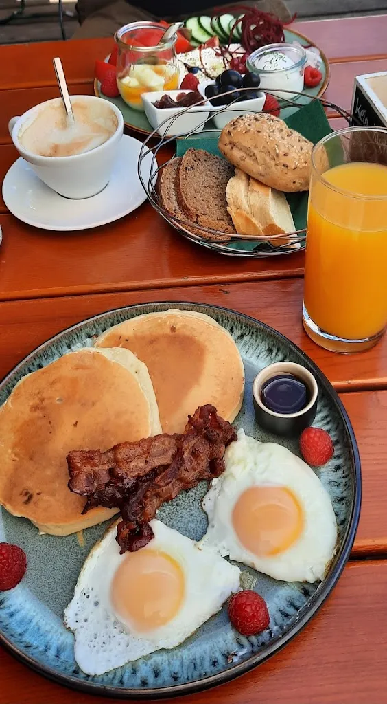 Laura U._Green18 Restaurant_Babensham_review