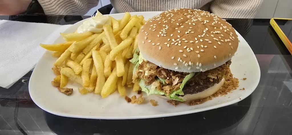 Imbiss in Hülptingsen_Burgdorf_slider_image_2