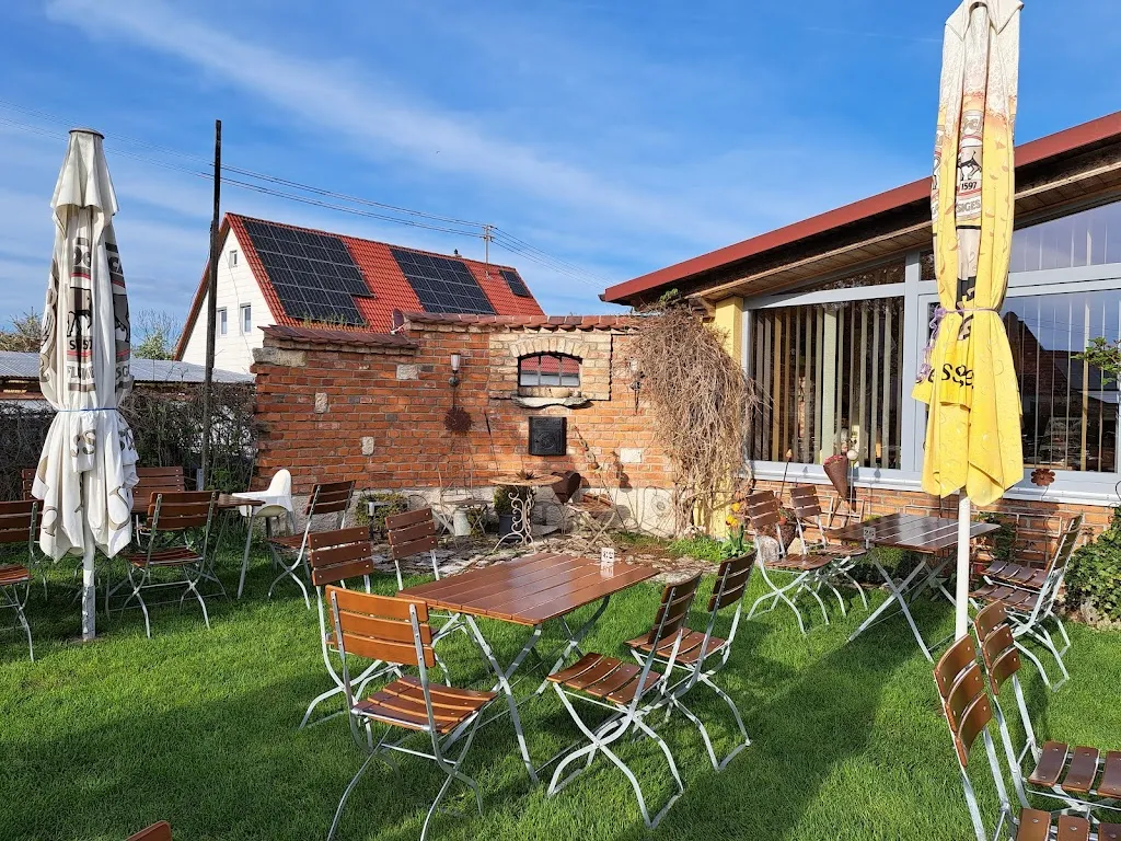 Motte 119_Biergarten Gasthof Adler_Bachhagel_avis