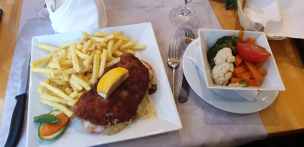 Menu_Restaurant Pizzeria Bernerhof_Burgdorf_image_7