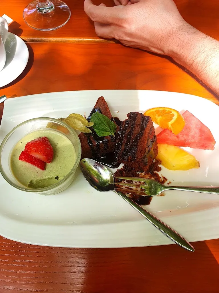 Rixi_Gasthaus Zirngibl_Abbach_avis