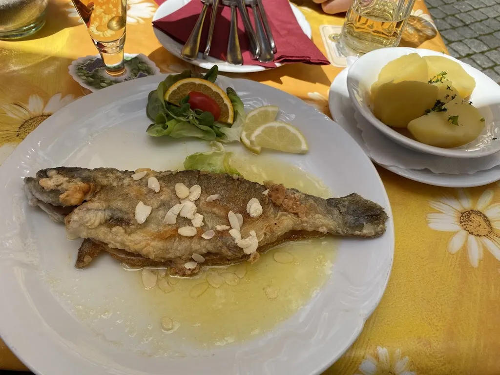 Jannis Thümmig_Marktplatzstüberl_Fichtelgebirge_review