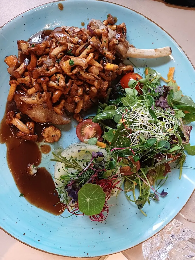 FERDINANDS Restaurant_Wolfsburg_slider_image_3