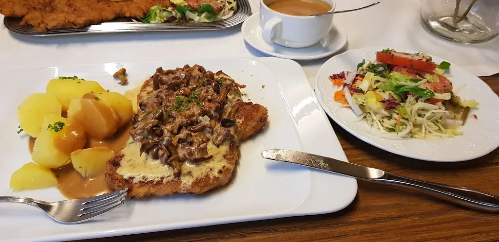 Zum Sollinger Wald - Wilhelm Hagedorn_Dassel_slider_image_2