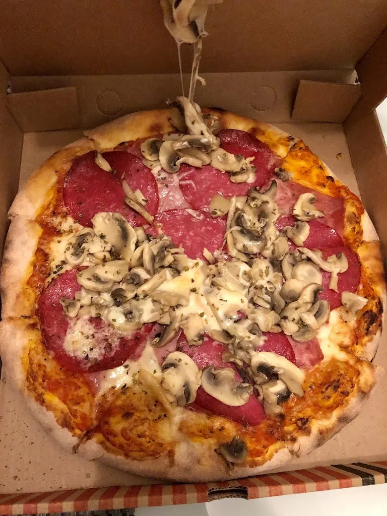 Pizza Eck_Dassel_slider_image_2