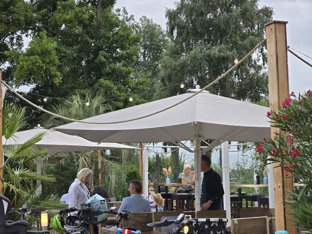 Aal- & Forellenräucherei Hoffmann GmbH restaurant in Damme