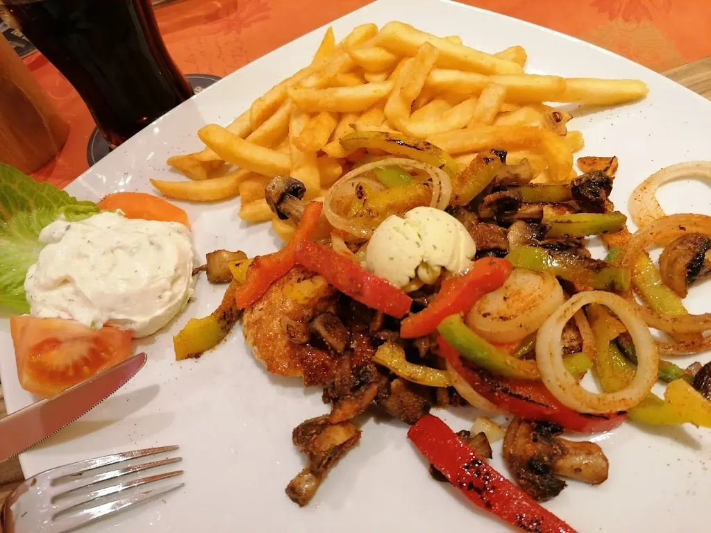 Matador Restaurant - Bar_Damme_slider_image_2