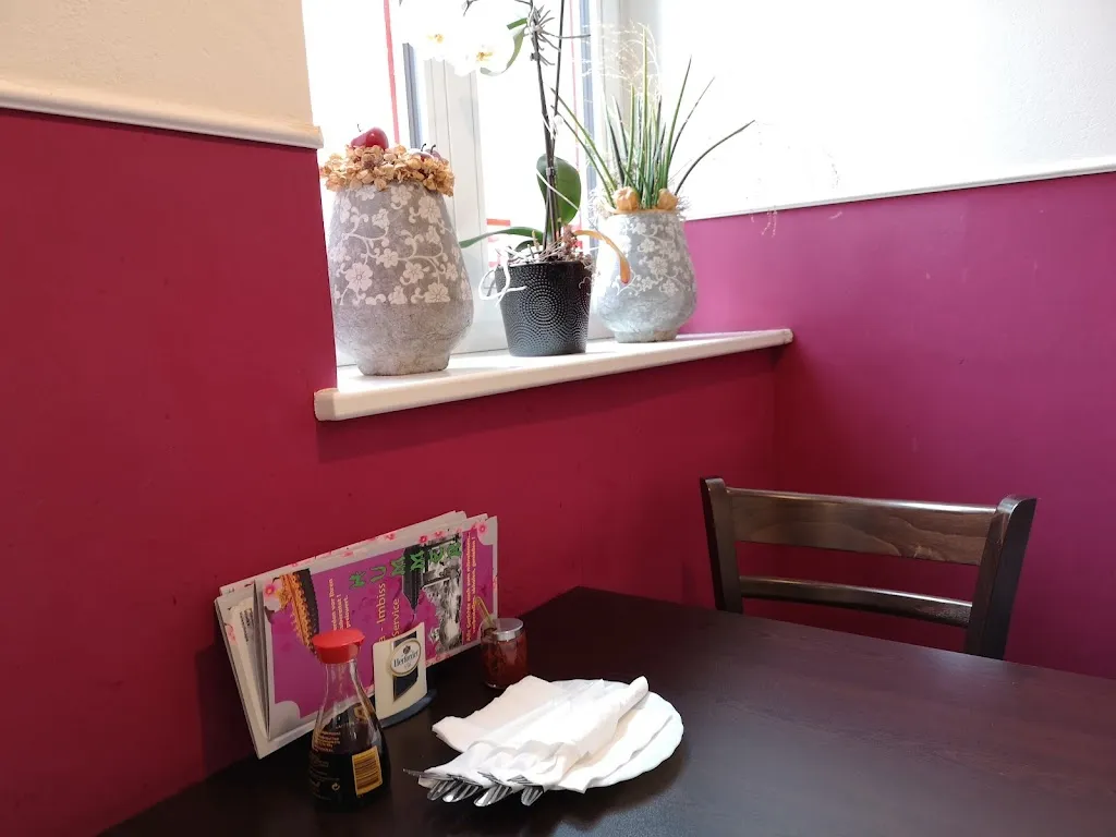 Hummer China-Imbiss_Damme_slider_image_3