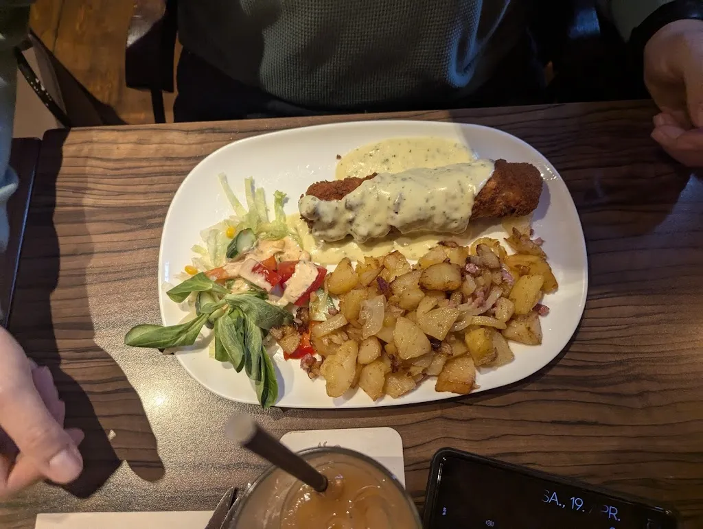 Janett Verjans_Einstein Junior_(Elbe)_recensione