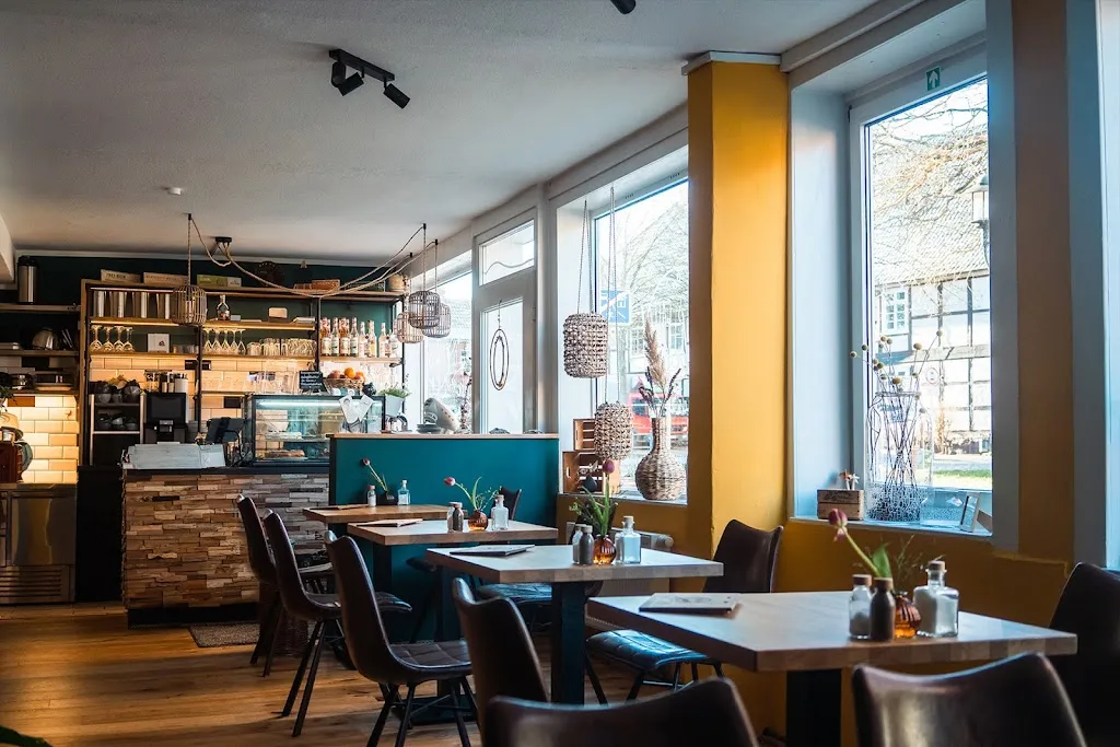 Mel‘s Café Liebevoll restaurant in (Elbe)