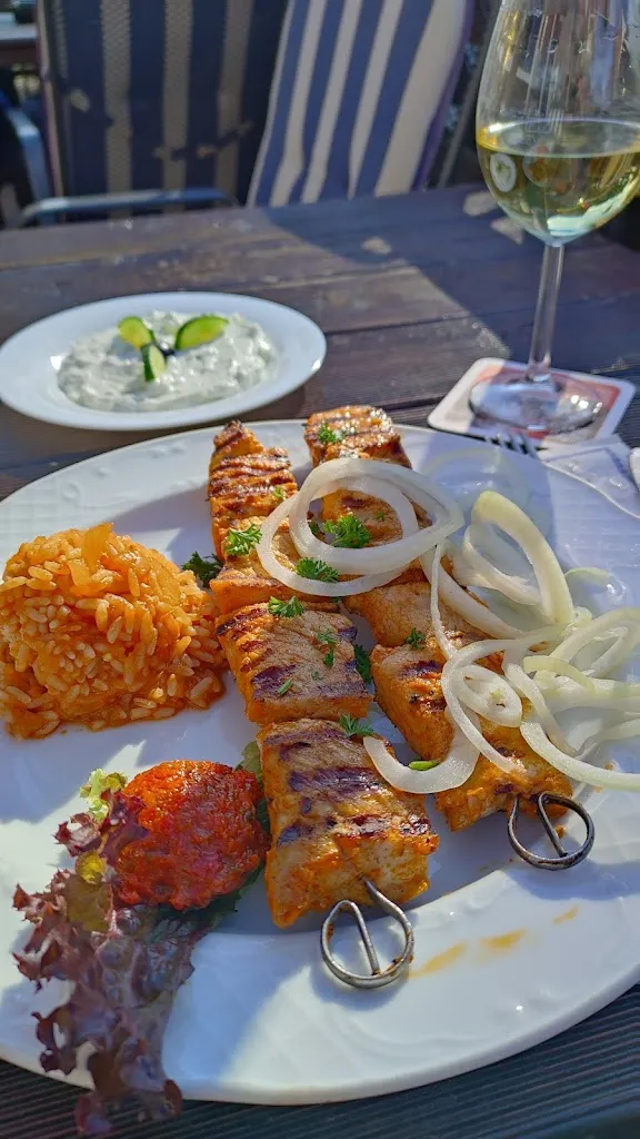 Menu_Akropolis_(Elbe)_image_8