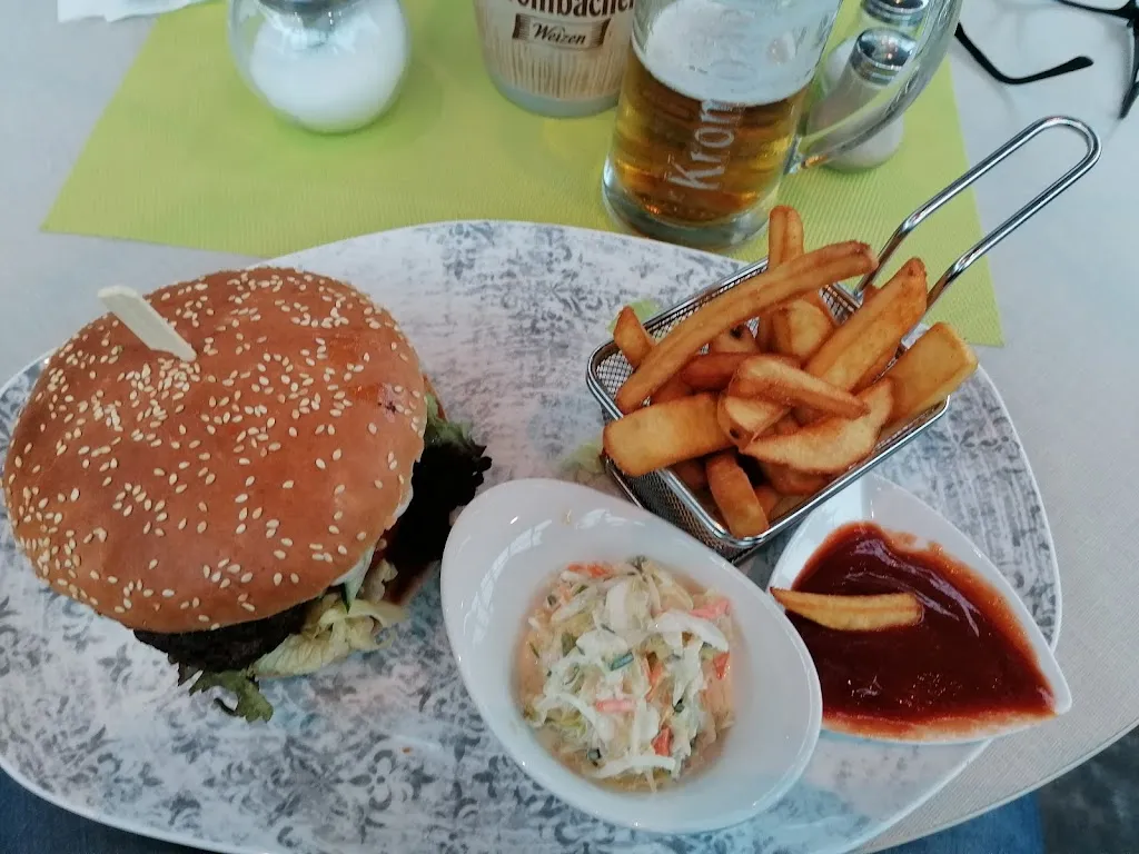 Menu_VR PLUS ARENA_(Elbe)_image_6